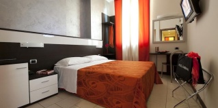 Милан: Отель Hotel Ideale