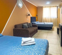 Двухместный номер Deluxe King двуспальная кровать в Laguardia Hotel