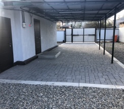 Номер с 2мя спальнями в гостевом доме по ул.Канукова д.3 в Gh Kanukova