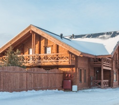 18-ти местный дом в Прибрежном поселке в Бутик