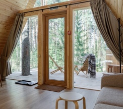 А-фрейм с террасой и купелью в Orsha River Club