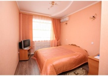 2-комнатный номер полулюкс с 1 двуспальной кроватью в Орион