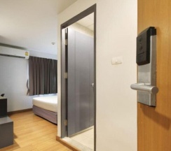Двухместный номер Standard двуспальная кровать в Mybed Sathorn
