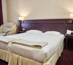 Улучшенный стандарт: Больше пространства в The Bridge hotel