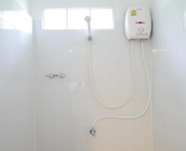 Одноместный номер Standard с балконом в Sleepy Owl Hostel