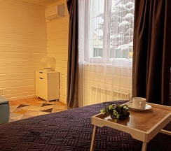 Семейный коттедж с красивым видом из окна в Domovoy