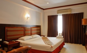 Двухместный номер Superior двуспальная кровать в Inn House Hotel