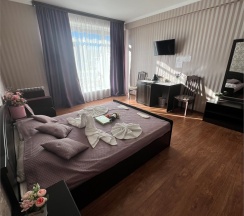 Трехместный улучшенный полулюкс с террасой в Anastasia