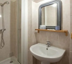 Четырёхместный номер Standard в Hôtel Esmeralda