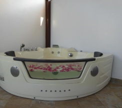 Вилла с 2 комнатами в Oasis Garden & Pool Villa at VIP Resort