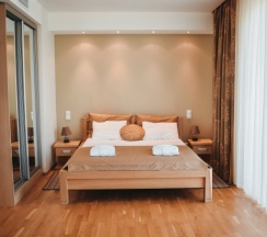 Двухместный люкс Business с балконом и с видом на море двуспальная кровать в Diana Palace