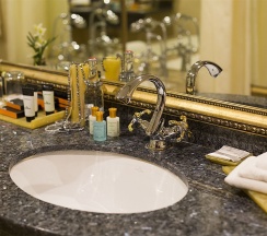 Двухкомнатные апартаменты с одной спальней в The Rooms Boutique Hotel