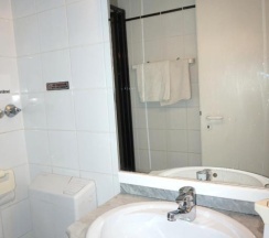 Трёхместный номер Standard в Artus Hotel
