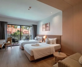 Двухместный номер Deluxe с видом на бассейн 2 отдельные кровати в Estella Phuket Mai Khao Beach Resort