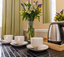 Улучшенный семейный номер в Авиамоторная