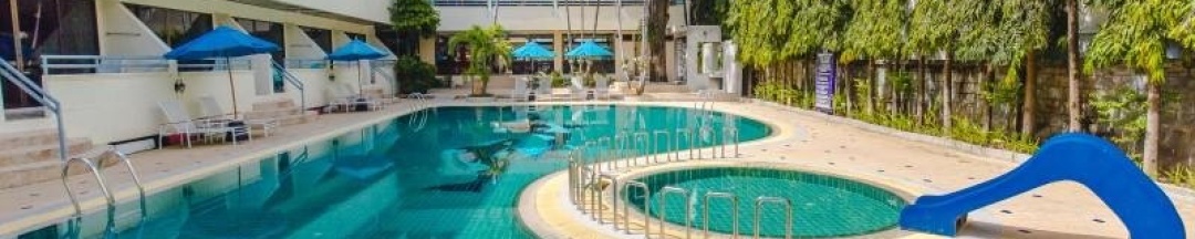 Четырёхместный номер Standard в Karon Whale Resort