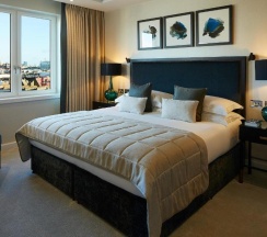 Апартаменты Luxury c 1 комнатой в Cheval Gloucester Park at Kensington