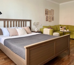 "Pistachio Flat" Однокомнатная квартира (Метро Ленинский проспект/Автово, 10 минут на транспорте) в Rauktis apartments