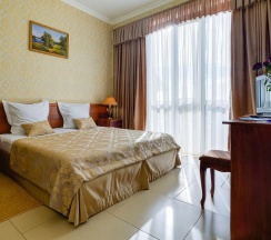 Номер стандарт с 1 двуспальной кроватью в Эдэран