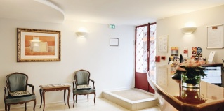 Париж: Отель Hôtel Bellevue Paris Montmartre