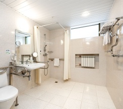 Стандарт с двумя кроватями для людей с ограниченными возможностями (I категория) в Москва