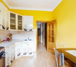 Апартаменты Economy с 3 комнатами с балконом в Гостевой дом на Кирова 3