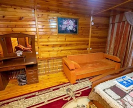 Четырёхместный люкс с видом на горы в Стелла
