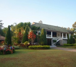 Коттедж с 3 комнатами с балконом в Phudara Resort