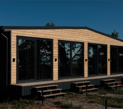 Многономерной улучшенный в Река & Песок