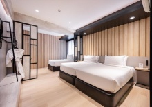 Трёхместный номер Deluxe в Loft Bangkok Hotel