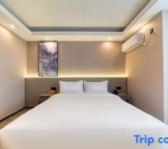 Двухместный номер Deluxe двуспальная кровать в Hanting Hotel Qinhuangdao Quante Field