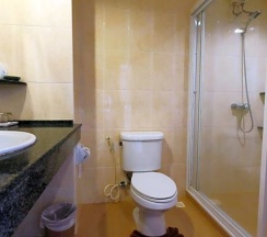 Двухместный номер Superior с видом на бассейн двуспальная кровать в Phu View Talay Resort