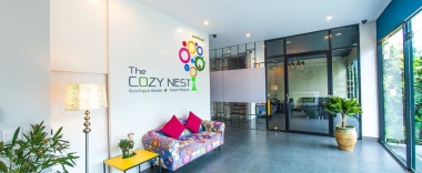 Четырёхместный семейный номер Standard с балконом 2 отдельные кровати в The Cozy Nest Boutique Rooms