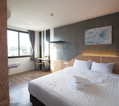 Двухместный номер Standard двуспальная кровать в The Arbern Hostel x Bistro