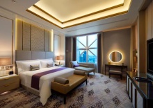 Двухместный люкс Royal двуспальная кровать в Sheraton Grande Sukhumvit, a Luxury Collection Hotel, Bangkok