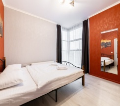 352 Е 15 эт Панорамная евродвушка с балконом в Nv Hotel