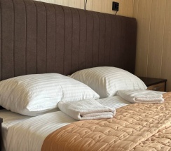 Полулюкс трехместный с балконом в Come Inn