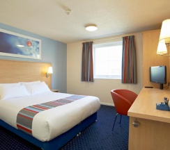 Двухместный номер Standard двуспальная кровать в Travelodge Nottingham Central