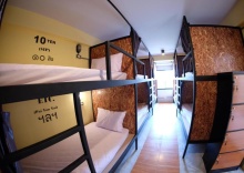 Двухместный номер Standard 2 отдельные кровати в Hide Bangkok Hostel