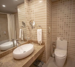 Двухместный номер Standard с видом на море 2 отдельные кровати в Elysees Hotel