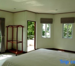 Коттедж с 3 комнатами в Kamalar Palace Longstay house
