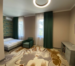 Полулюкс с 1 доп. местом в Волга