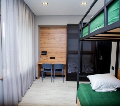 Кровать в общем женском номере с 3 двухъярусными кроватями (общие удобства) в Сириус