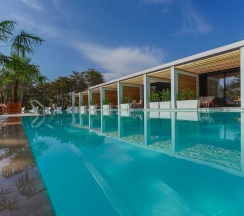 SEA VILLAGE SUITE SWIM UP в Volna Sea Village