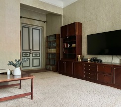 3-комнатная квартира прямо на Невском проспекте, самый центр Петербурга в Rauktis apartments