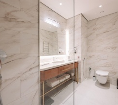 Номер делюкс Элегант с 1 двуспальной кроватью в Источник