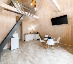 A-frame house в Bathouse58