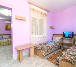 Семейный четырёхместный номер в Lavrio