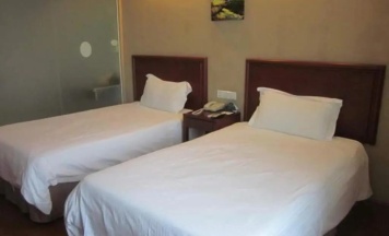 Апартаменты Deluxe c 1 комнатой в GreenTree Inn Shanghai Hongqiao Airport Hotel
