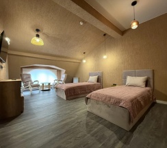 Двухместный номер Standard с красивым видом из окна 2 отдельные кровати в Уютное место